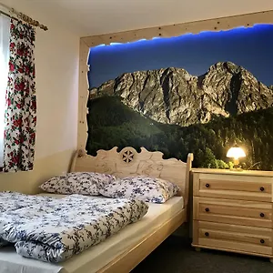 https://chatka-u-hazy-regionalne-pokoje.zakopanehotels.org